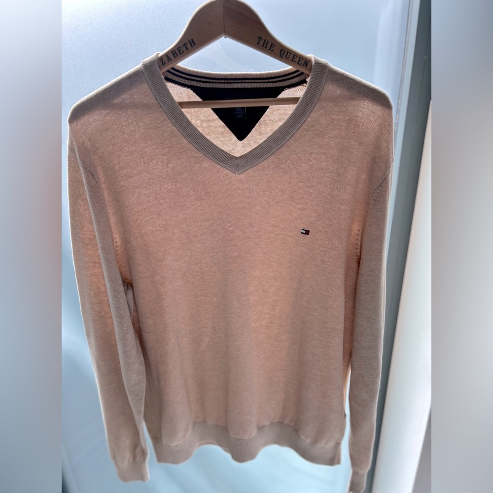 Large Tommy Hilfiger beige V neck sweater for men vintage